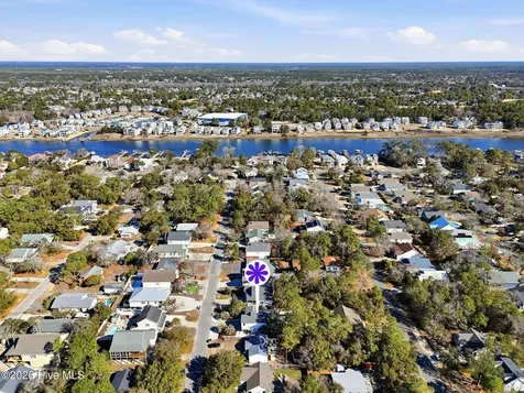 212 NE 35th Street Oak Island NC 28465