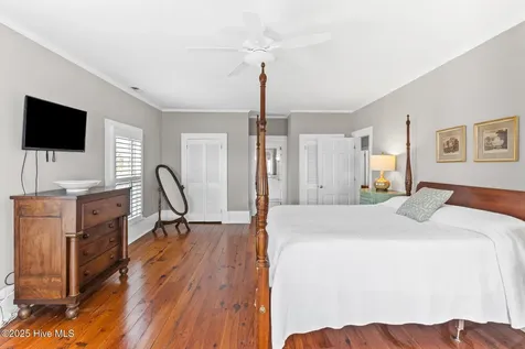 216 W Bay Street Southport NC 28461