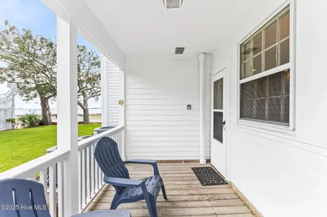 216 W Bay Street Southport NC 28461