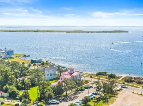 216 W Bay Street Southport NC 28461
