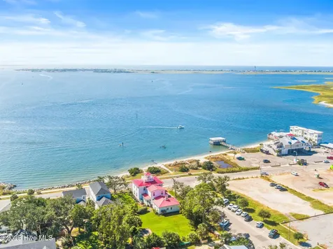 216 W Bay Street Southport NC 28461