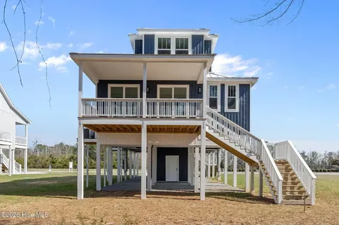 3230 Whichards Beach Road Chocowinity NC 27817