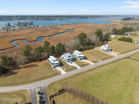 3230 Whichards Beach Road Chocowinity NC 27817
