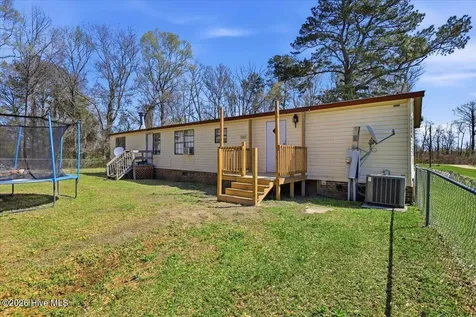 452 Pitt County Line Road Grifton NC 28530