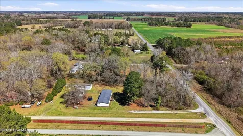452 Pitt County Line Road Grifton NC 28530