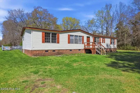452 Pitt County Line Road Grifton NC 28530