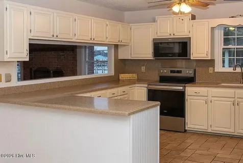 615 Willbrook Circle Sneads Ferry NC 28460
