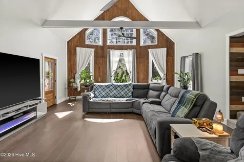259 Heathers Folly Road Willard NC 28478