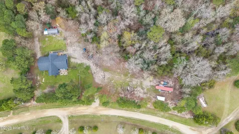 259 Heathers Folly Road Willard NC 28478