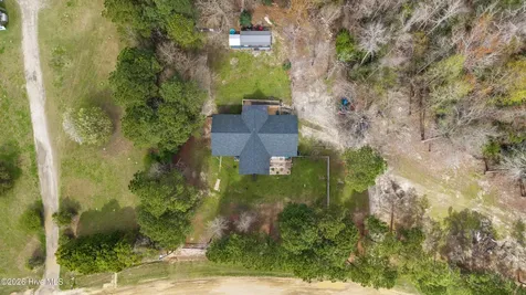 259 Heathers Folly Road Willard NC 28478