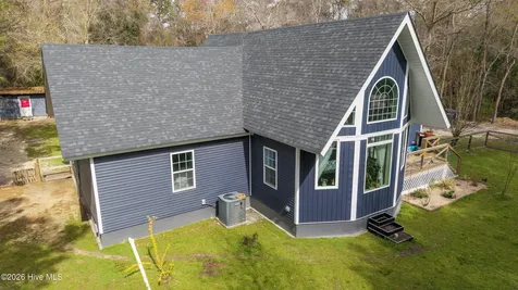 259 Heathers Folly Road Willard NC 28478