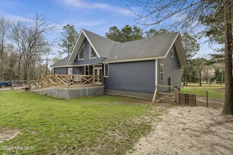 259 Heathers Folly Road Willard NC 28478