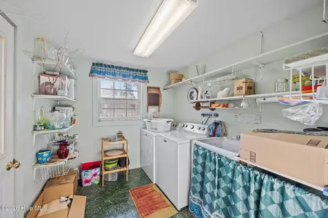 1339 Bayview Road Bath NC 27808