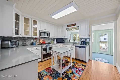 1339 Bayview Road Bath NC 27808