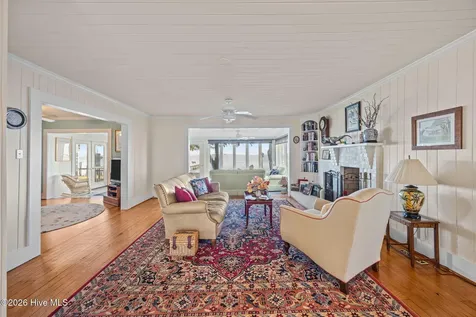 1339 Bayview Road Bath NC 27808
