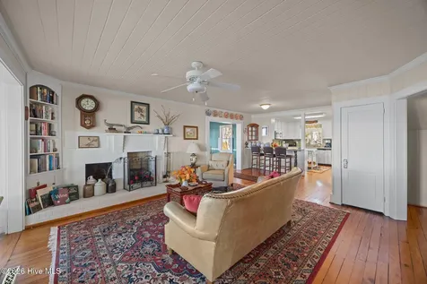 1339 Bayview Road Bath NC 27808