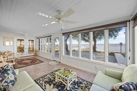 1339 Bayview Road Bath NC 27808