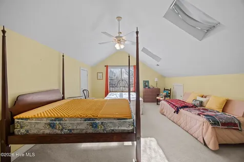 1339 Bayview Road Bath NC 27808