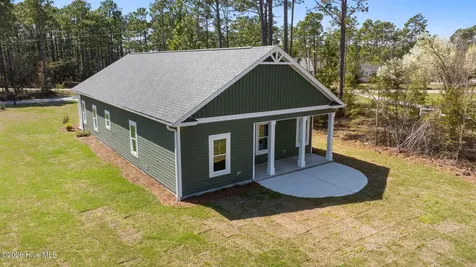 2309 Frink Lake Drive Southport NC 28461