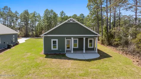2309 Frink Lake Drive Southport NC 28461