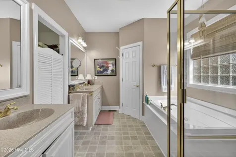 503 Riverwood Drive SE Bolivia NC 28422