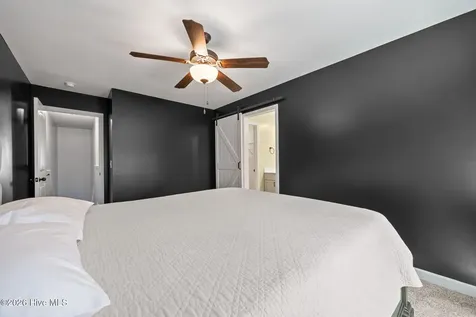 42 Catalina Circle Swansboro NC 28584