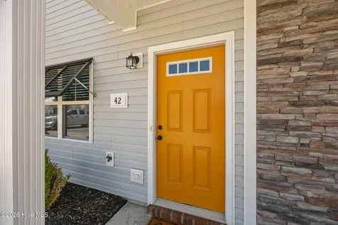 42 Catalina Circle Swansboro NC 28584
