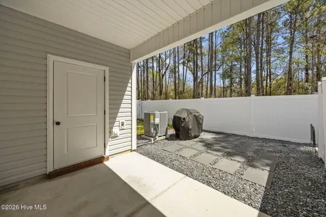 42 Catalina Circle Swansboro NC 28584
