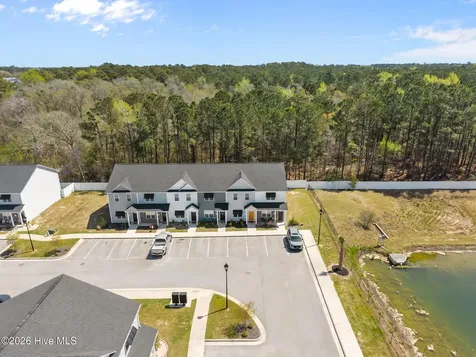 42 Catalina Circle Swansboro NC 28584