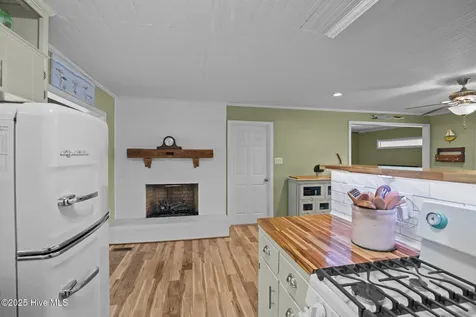 106 Norman Circle Oriental NC 28571