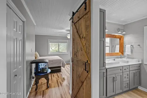 106 Norman Circle Oriental NC 28571