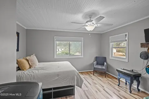 106 Norman Circle Oriental NC 28571