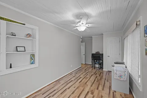 106 Norman Circle Oriental NC 28571