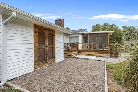 106 Norman Circle Oriental NC 28571