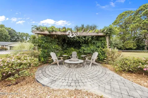 106 Norman Circle Oriental NC 28571