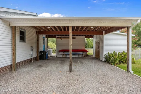 106 Norman Circle Oriental NC 28571