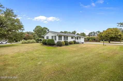 106 Norman Circle Oriental NC 28571