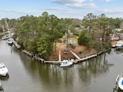 106 Norman Circle Oriental NC 28571