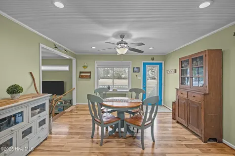 106 Norman Circle Oriental NC 28571