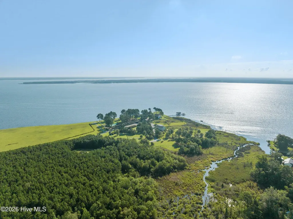 220 Pungo Shores Drive Belhaven NC 27810