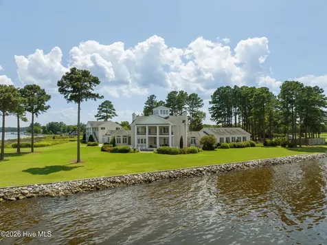 220 Pungo Shores Drive Belhaven NC 27810