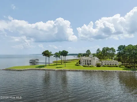 220 Pungo Shores Drive Belhaven NC 27810