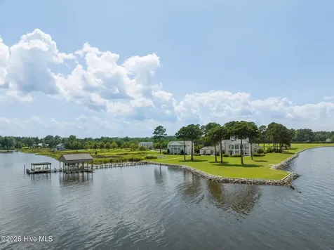220 Pungo Shores Drive Belhaven NC 27810