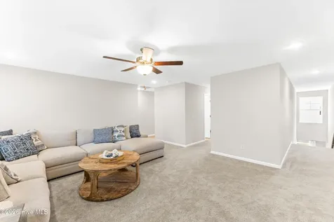 4440 Finch Lane Wilmington NC 28409