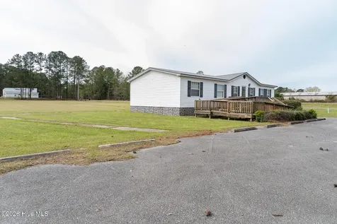 904 Jefferson Street Whiteville NC 28472