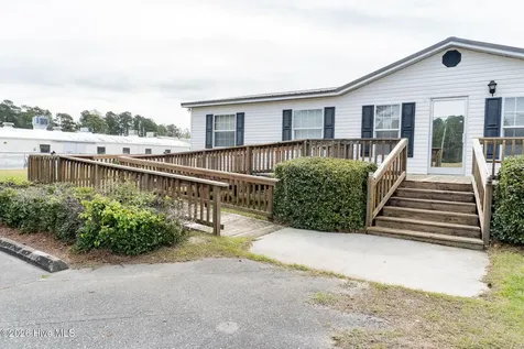 904 Jefferson Street Whiteville NC 28472