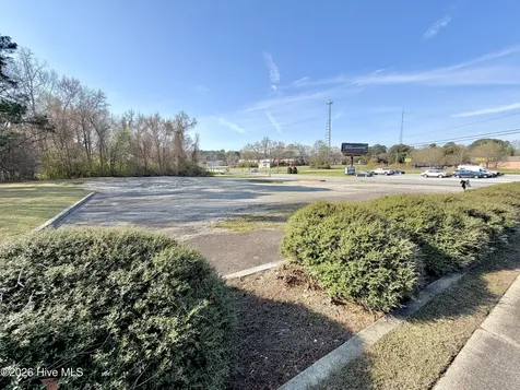 1819 N Queen Street Kinston NC 28501