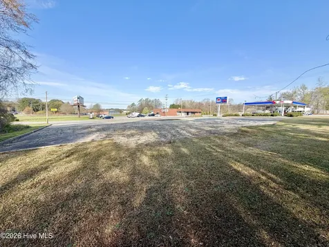 1819 N Queen Street Kinston NC 28501