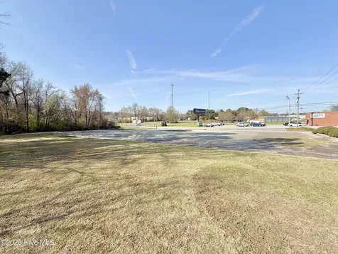 1819 N Queen Street Kinston NC 28501