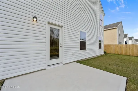 532 Sandy Hollow Drive Jacksonville NC 28540